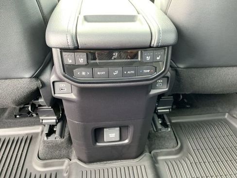 Certified 2026 Toyota Grand Highlander AWD Hybrid image 33