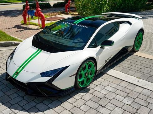 Used 2023 Lamborghini Huracan Tecnica RWD image 9