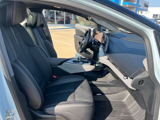 Used 2026 Cadillac Optiq Sport 2 w/ LPO, Floor Liner Package AWD/4WD image 15