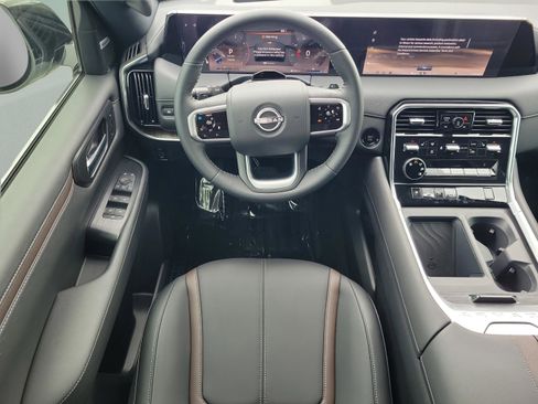 New 2026 Nissan Armada SL image 15