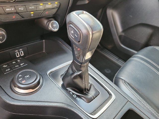 Used 2019 Ford Ranger Lariat w/ FX4 Off-Road Package AWD/4WD image 16
