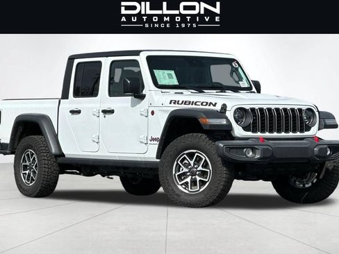 Used 2025 Jeep Gladiator Rubicon AWD/4WD image 2