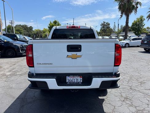 Used 2018 Chevrolet Colorado W/T w/ WT Convenience Package RWD image 4