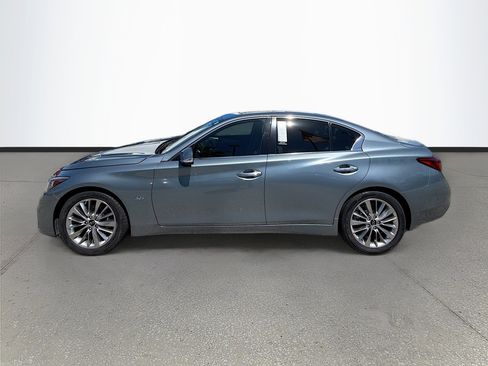 Used 2019 INFINITI Q50 Luxe w/ Essential Package (3.0T Luxe) image 7