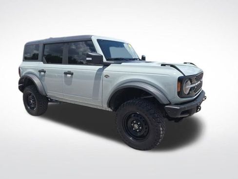 Used 2024 Ford Bronco Wildtrak AWD/4WD image 1