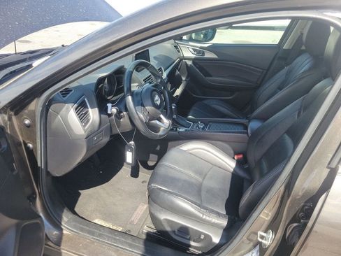 Used 2017 MAZDA MAZDA3 Touring image 8