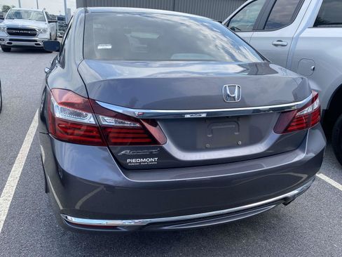 Used 2017 Honda Accord LX image 6