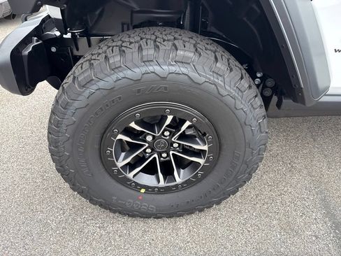 New 2026 Jeep Wrangler Unlimited Sport AWD/4WD image 9