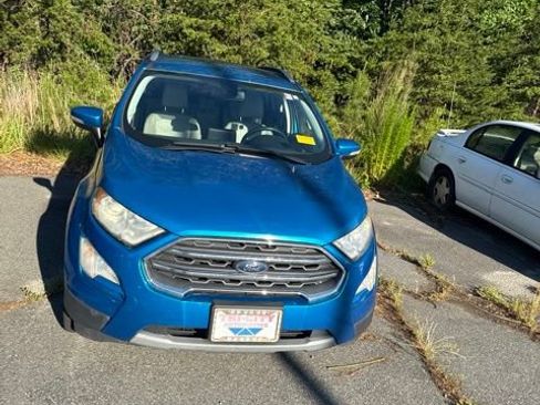 Used 2019 Ford EcoSport Titanium FWD image 2