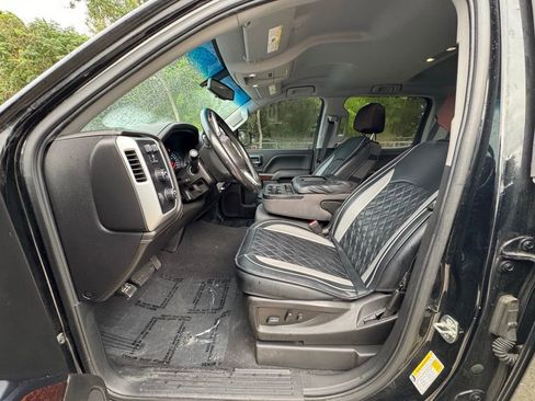 Used 2018 GMC Sierra 1500 SLE w/ SLE Value Package AWD/4WD image 19