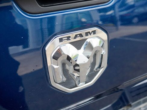 Used 2024 RAM 3500 Tradesman w/ Chrome Appearance Group AWD/4WD image 18