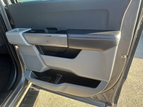 Used 2021 Ford F150 XLT w/ Trailer Tow Package image 17