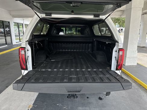 Used 2024 GMC Sierra 2500 Denali Ultimate w/ Max Trailering Package AWD/4WD image 33