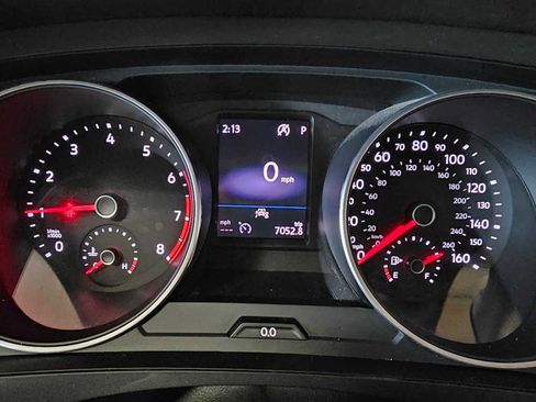 Used 2020 Volkswagen Tiguan S FWD image 25