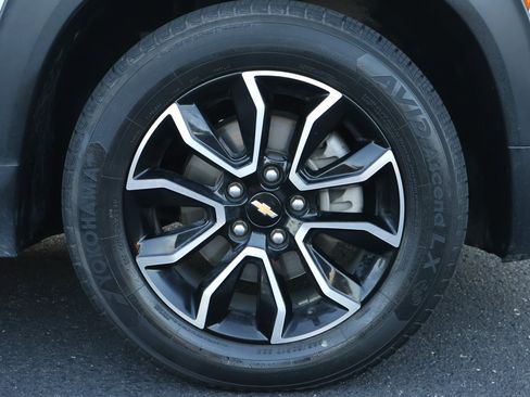 Used 2021 Chevrolet TrailBlazer ACTIV w/ Driver Confidence Package FWD image 21