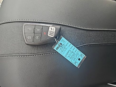 New 2026 Buick Enclave Sport Touring w/ Power Package image 36