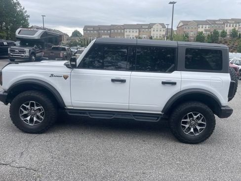Used 2023 Ford Bronco Badlands AWD/4WD image 8