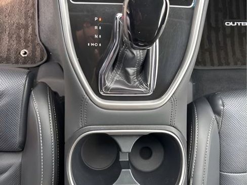 Used 2020 Subaru Outback Limited image 39