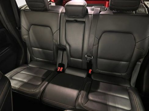 Used 2024 Ford Bronco Badlands image 13