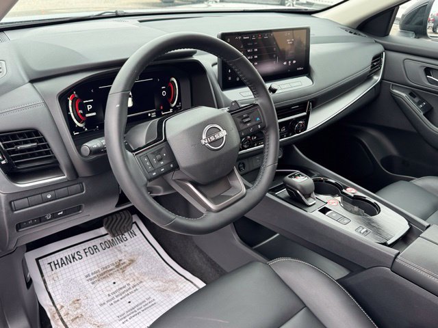 Used 2026 Nissan Rogue SL FWD image 13