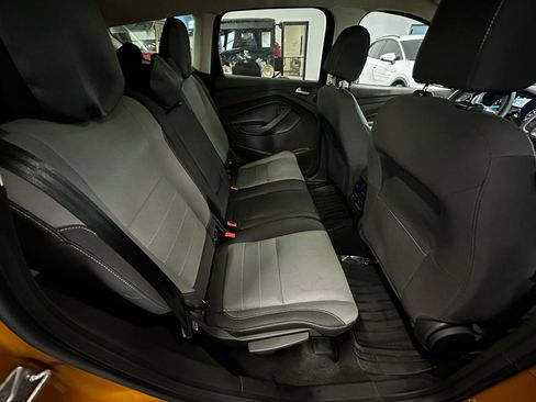 Used 2016 Ford Escape SE w/ Equipment Group 201A image 15