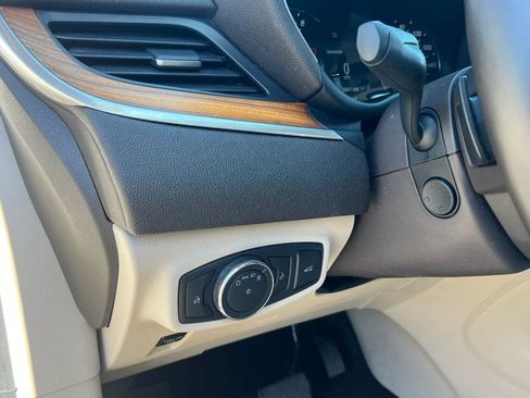 Used 2019 Lincoln MKC Reserve w/ MKC Climate Package image 14