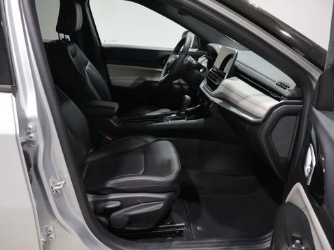 Used 2025 Jeep Compass Limited AWD/4WD image 23