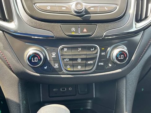 Used 2023 Chevrolet Equinox RS w/ LPO, Floor Liner Package FWD image 34