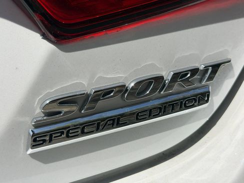 Used 2022 Honda Accord Sport Special Edition image 17