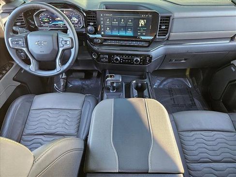 Used 2025 Chevrolet Silverado 1500 ZR2 w/ Technology Package image 16