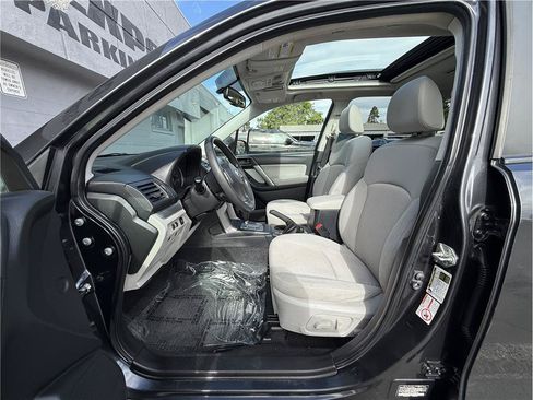 Used 2015 Subaru Forester 2.5i Premium w/ Popular Package #1 AWD/4WD image 7