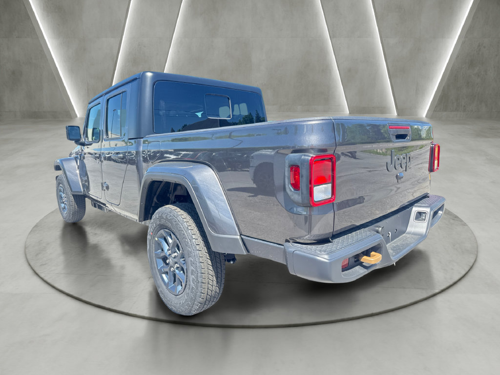 New 2026 Jeep Gladiator Sport AWD/4WD image 5