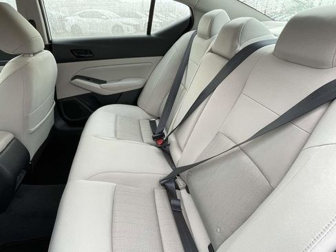 Used 2025 Nissan Altima 2.5 SV image 11