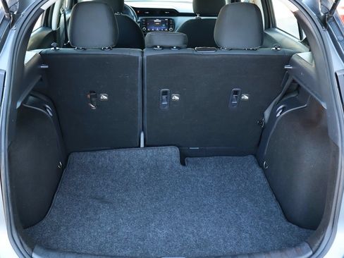 Used 2021 Nissan Kicks SV FWD image 23