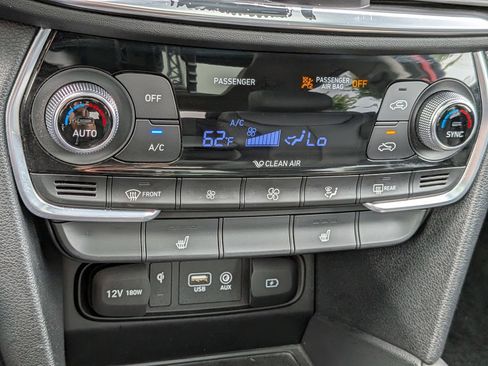 Used 2020 Hyundai Santa Fe SEL AWD/4WD image 24