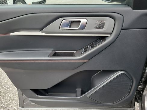 New 2026 Ford Explorer ST-Line w/ ST-Line Street Pack RWD image 23