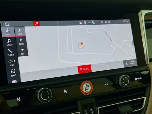 New 2026 Porsche Macan image 16