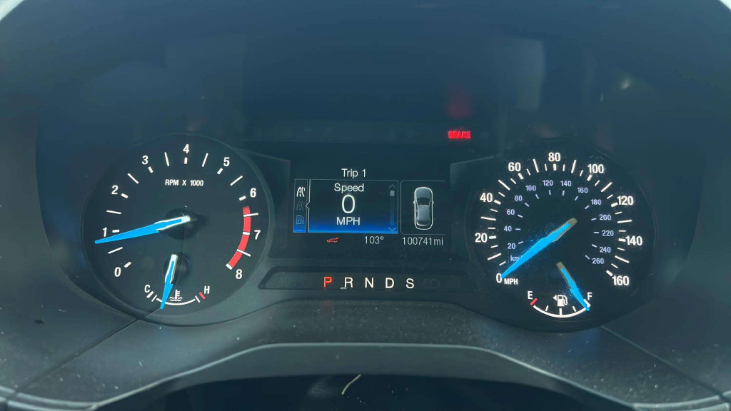 Used 2020 Ford Edge SE FWD image 19