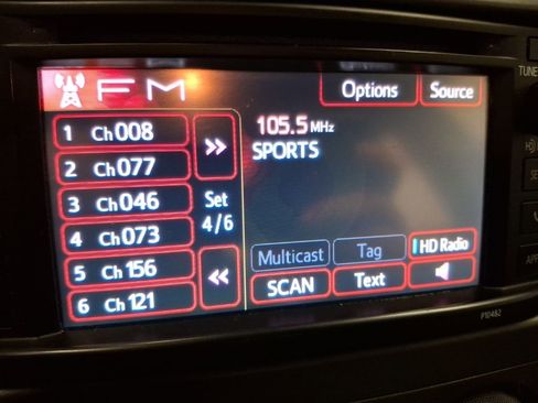 Used 2013 Toyota Corolla LE image 24