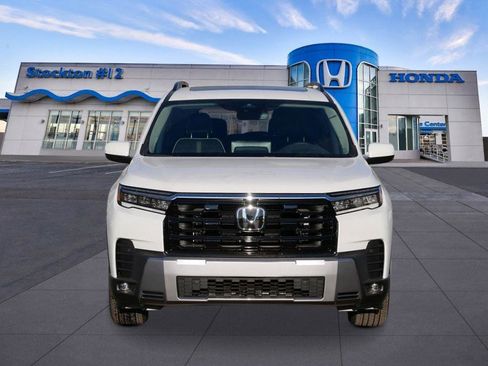 New 2026 Honda Pilot Elite image 8