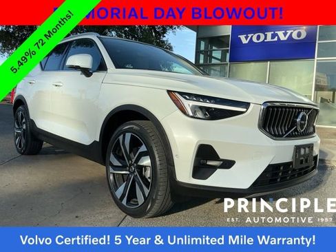 Certified 2023 Volvo XC40 B5 Plus w/ Driver Assist Package AWD/4WD image 1