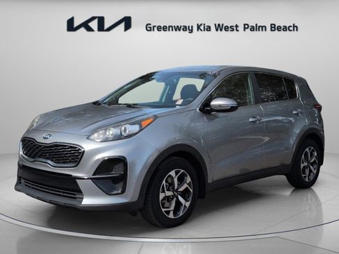 Used 2020 Kia Sportage LX w/ LX Popular Package image 4