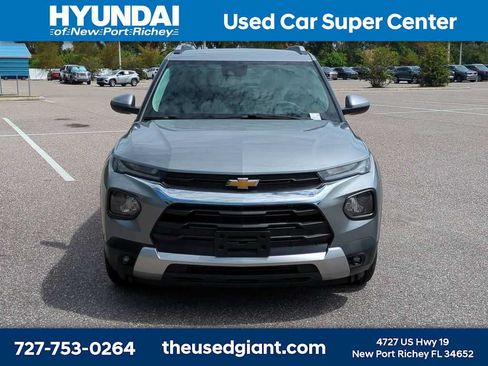 Used 2023 Chevrolet TrailBlazer LT w/ Convenience Package FWD image 8