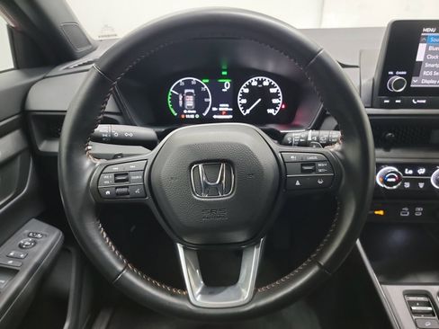 Certified 2025 Honda CR-V Sport image 17