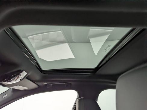 Certified 2024 BMW 530i w/ M Sport Package image 11