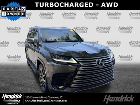 Used 2022 Lexus LX 600 4WD w/ Accessory Package (Z1) image 1
