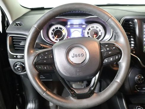 Used 2023 Jeep Cherokee Altitude Lux image 37