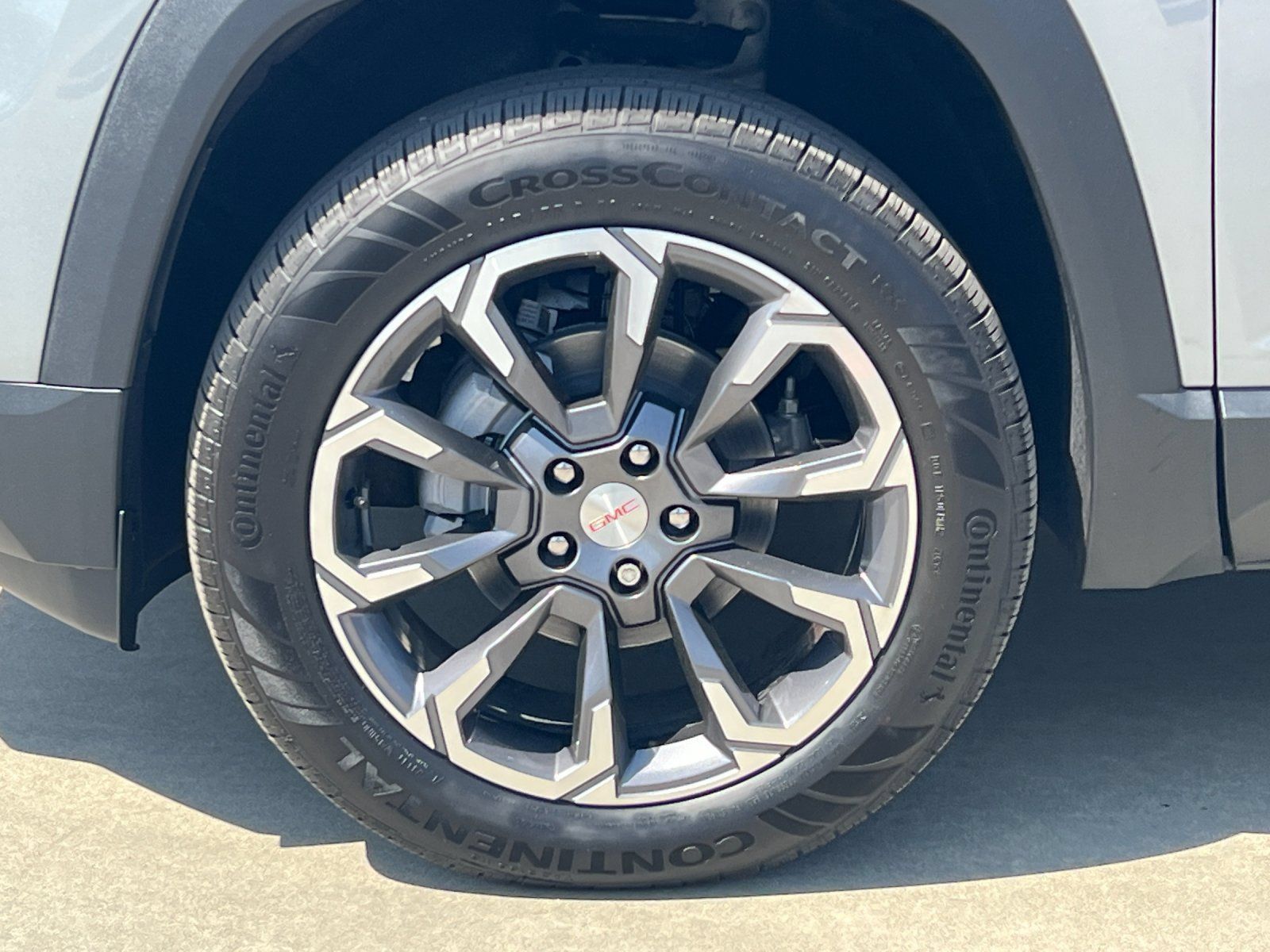 New 2027 GMC Terrain Elevation w/ Elevation Premium Package FWD image 24