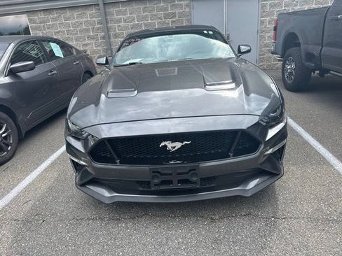 Used 2018 Ford Mustang GT Premium RWD image 4