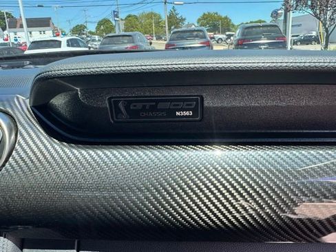 Used 2022 Ford Mustang Shelby GT500 w/ Carbon Fiber Track Pack RWD image 48